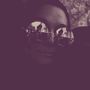 Meet your Posher, Anne